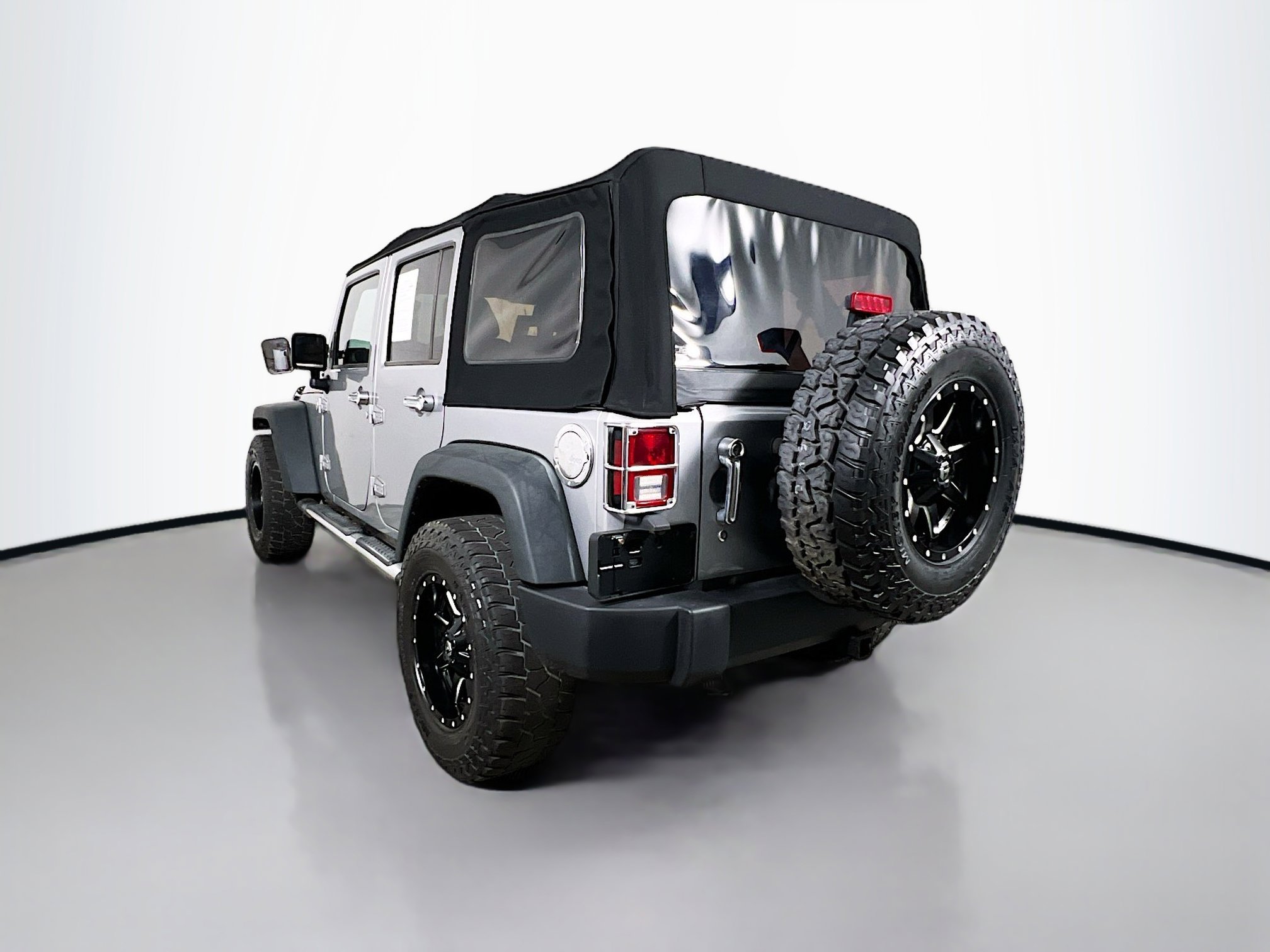 Used 2015 Jeep Wrangler Unlimited Sport w/ Quick Order Package 24S image 8
