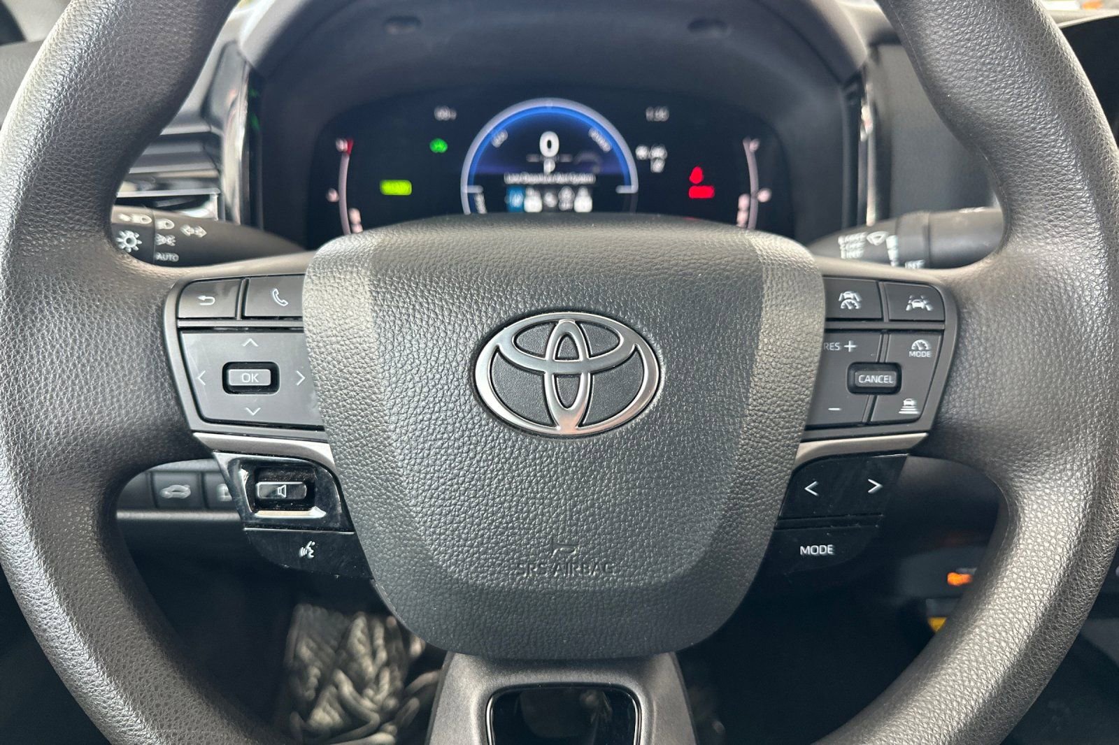 Certified 2025 Toyota Camry LE FWD image 23