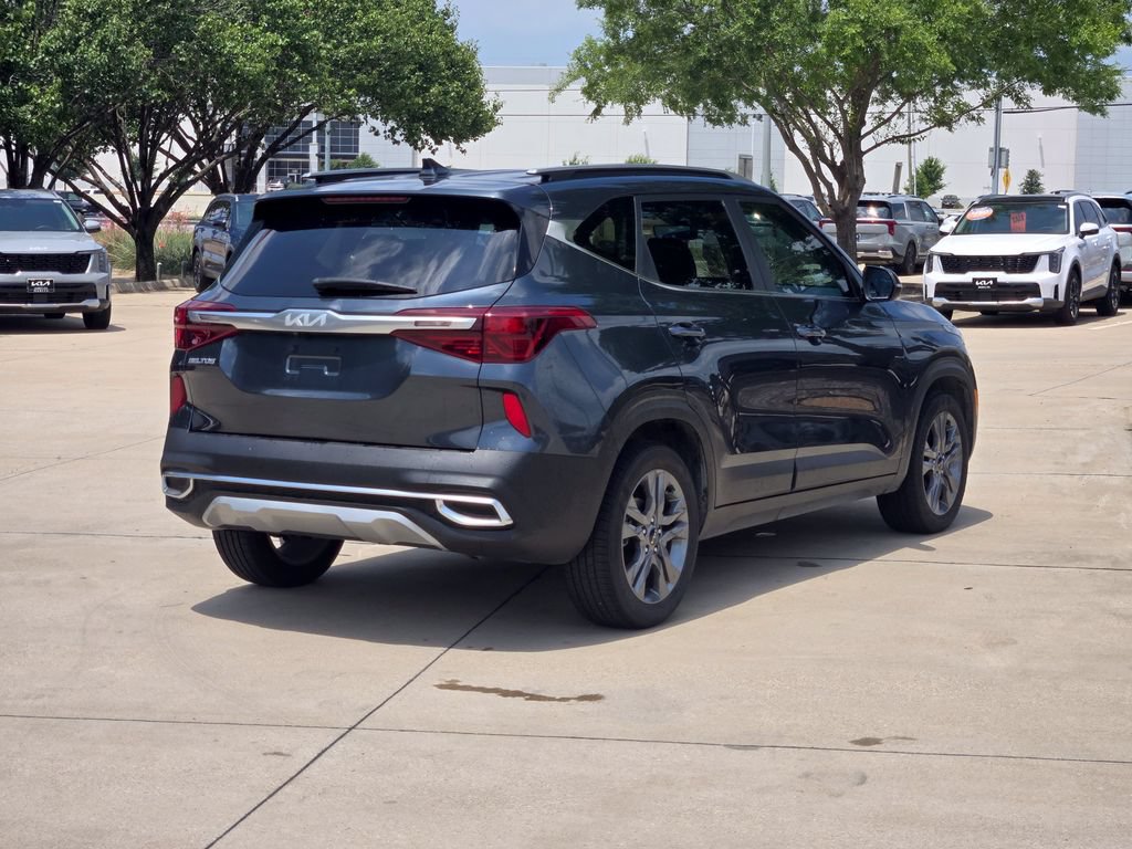 Certified 2023 Kia Seltos S w/ Navigation Package FWD image 4