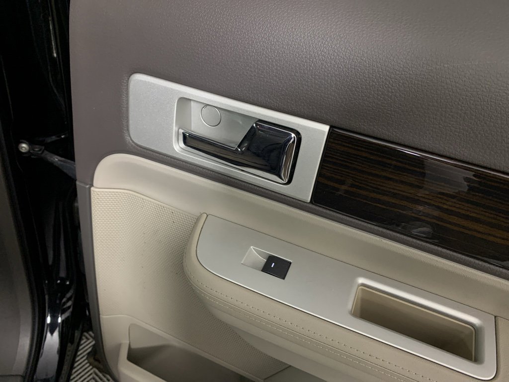 Used 2008 Lincoln MKX Base image 34