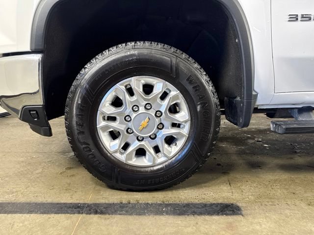 Used 2024 Chevrolet Silverado 3500 W/T AWD/4WD image 11