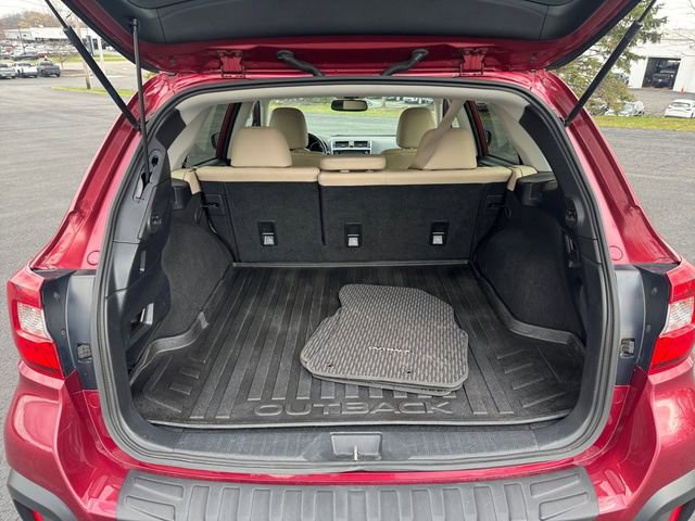 Used 2018 Subaru Outback 2.5i Limited image 19