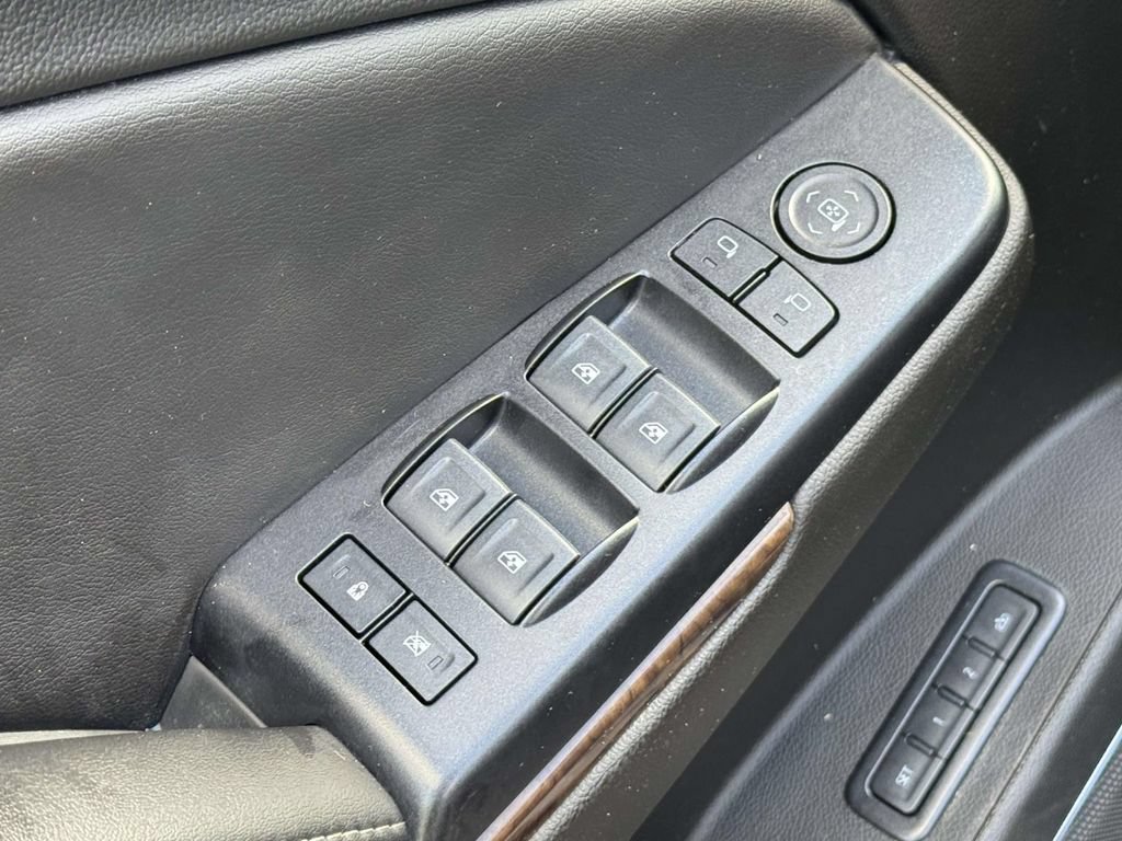 Used 2018 Chevrolet Tahoe LT AWD/4WD image 28