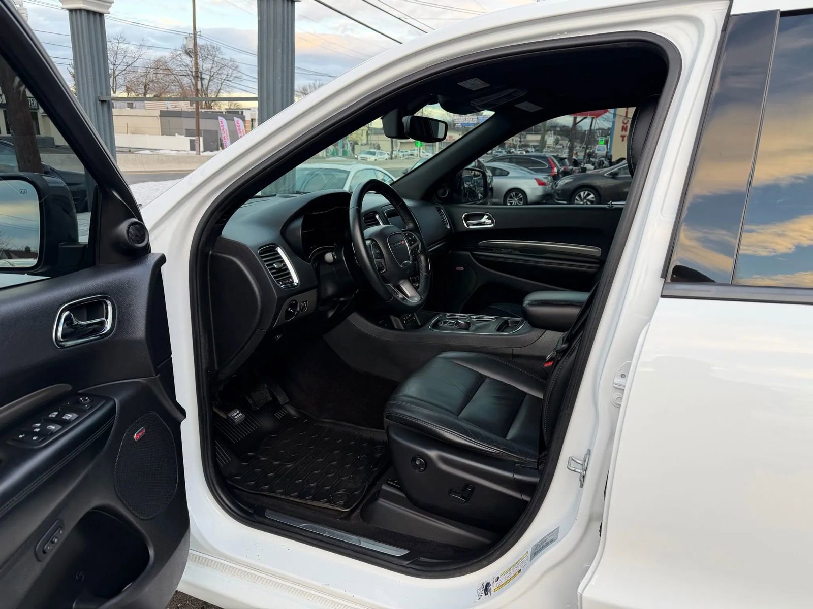 Used 2017 Dodge Durango GT w/ Premium Group AWD/4WD image 16