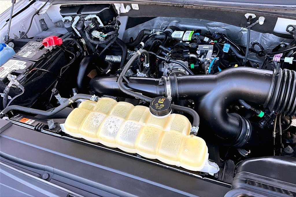 Certified 2020 Ford F150 XLT w/ Equipment Group 302A Luxury image 35