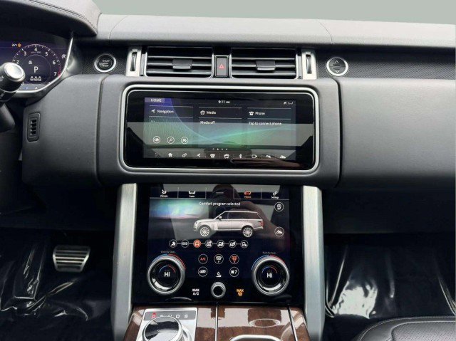 Used 2021 Land Rover Range Rover Westminster Edition image 15