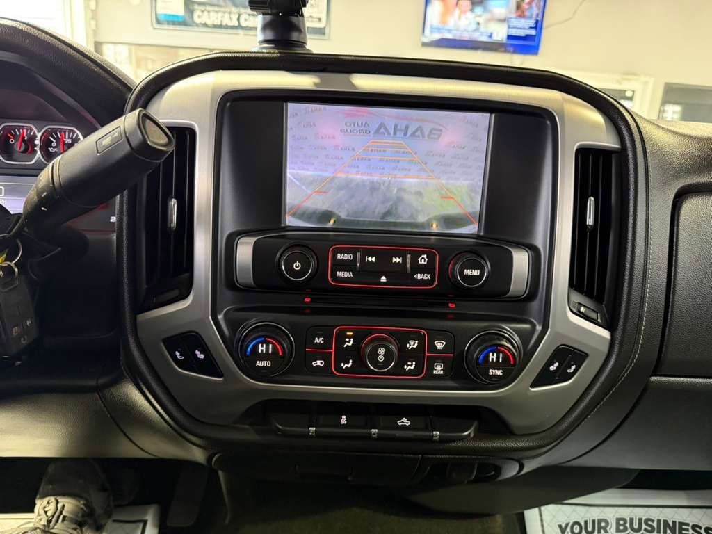 Used 2014 GMC Sierra 1500 SLE image 18