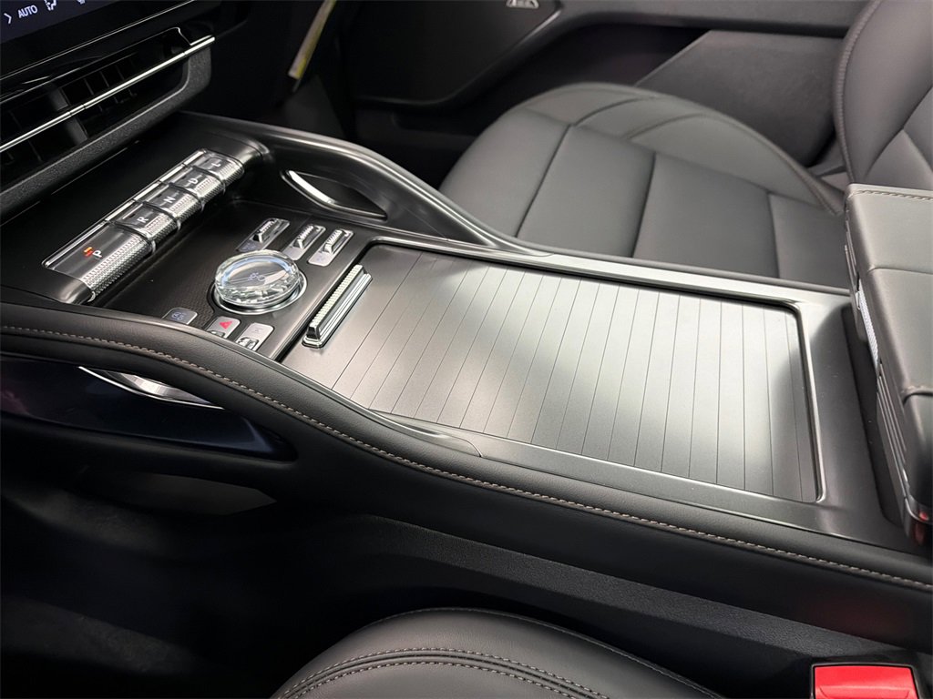 New 2026 Lincoln Nautilus Premier w/ Equipment Group 102A image 31