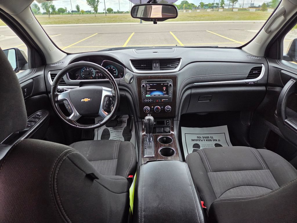 Used 2015 Chevrolet Traverse LT AWD/4WD image 47