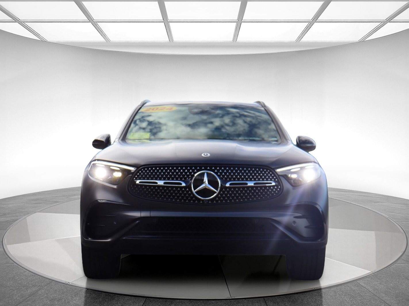 Used 2024 Mercedes-Benz GLC 300 w/ AMG Line image 2