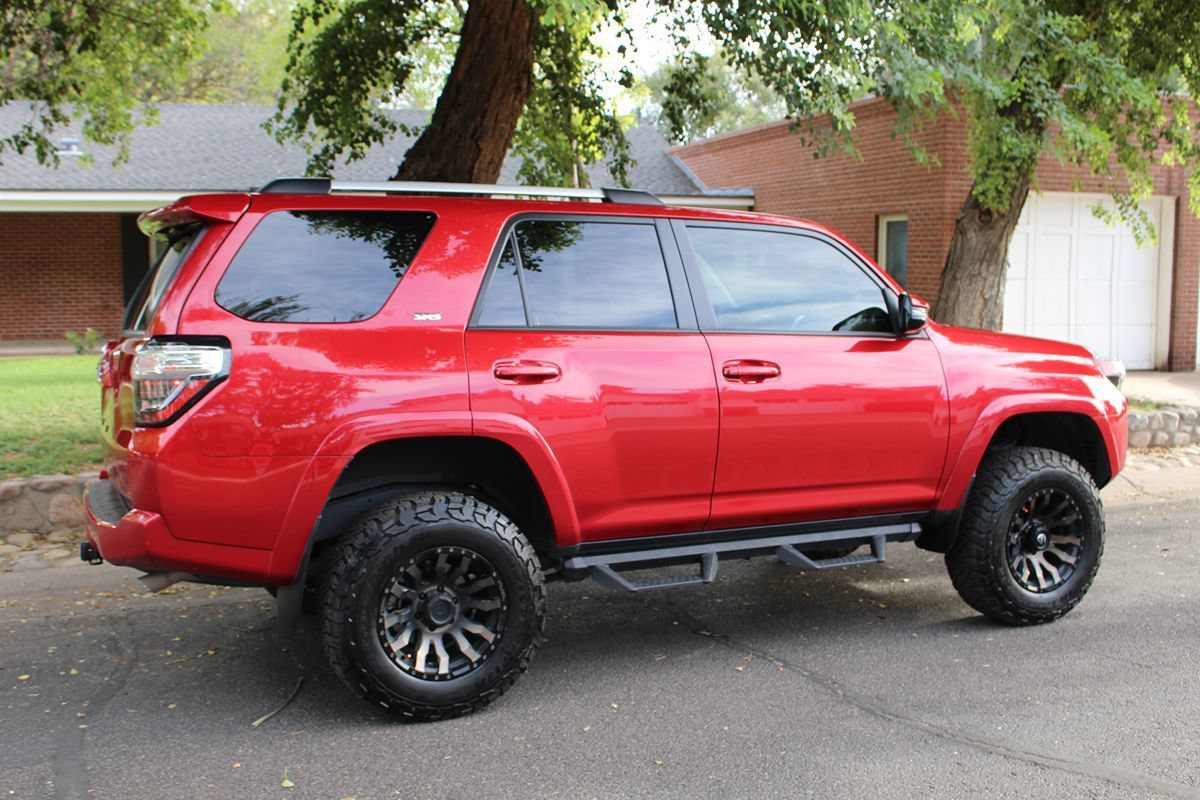 Used 2022 Toyota 4Runner SR5 Premium w/ Moonroof Package AWD/4WD image 47