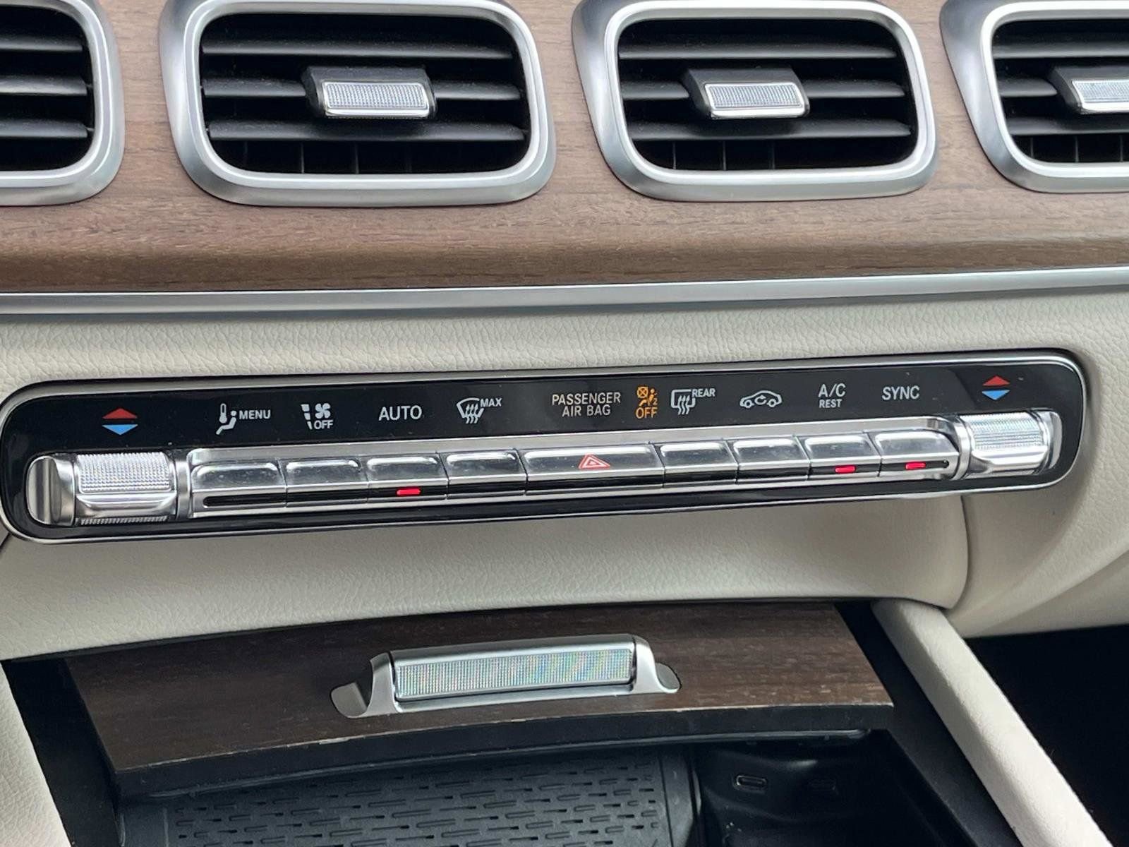 Certified 2020 Mercedes-Benz GLS 580 4MATIC image 32