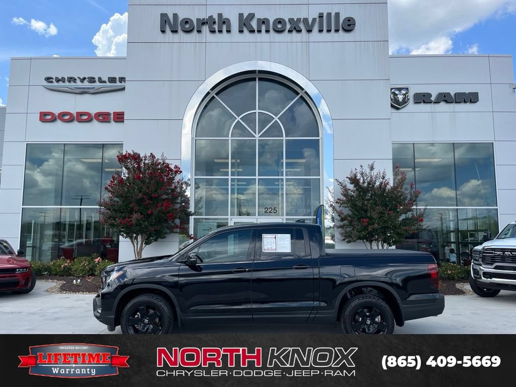 Used 2025 Honda Ridgeline Black Edition image 2