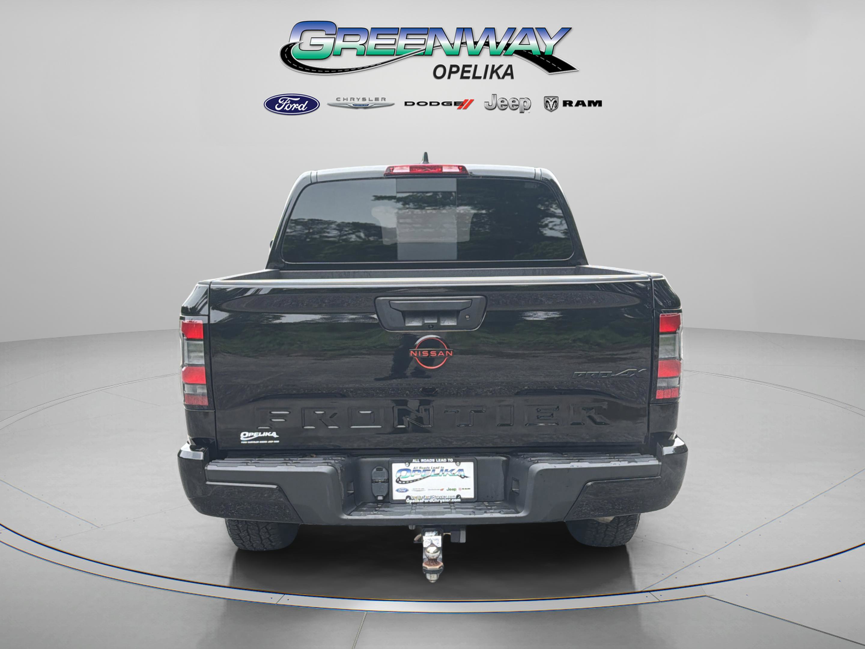 Used 2024 Nissan Frontier PRO-4X w/ Off-Road Protection Package AWD/4WD image 12