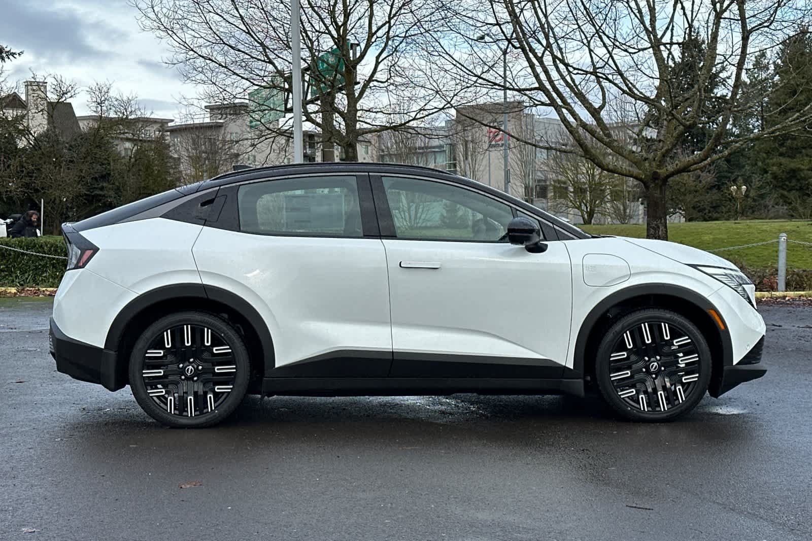 New 2026 Nissan Leaf Platinum+ FWD image 8