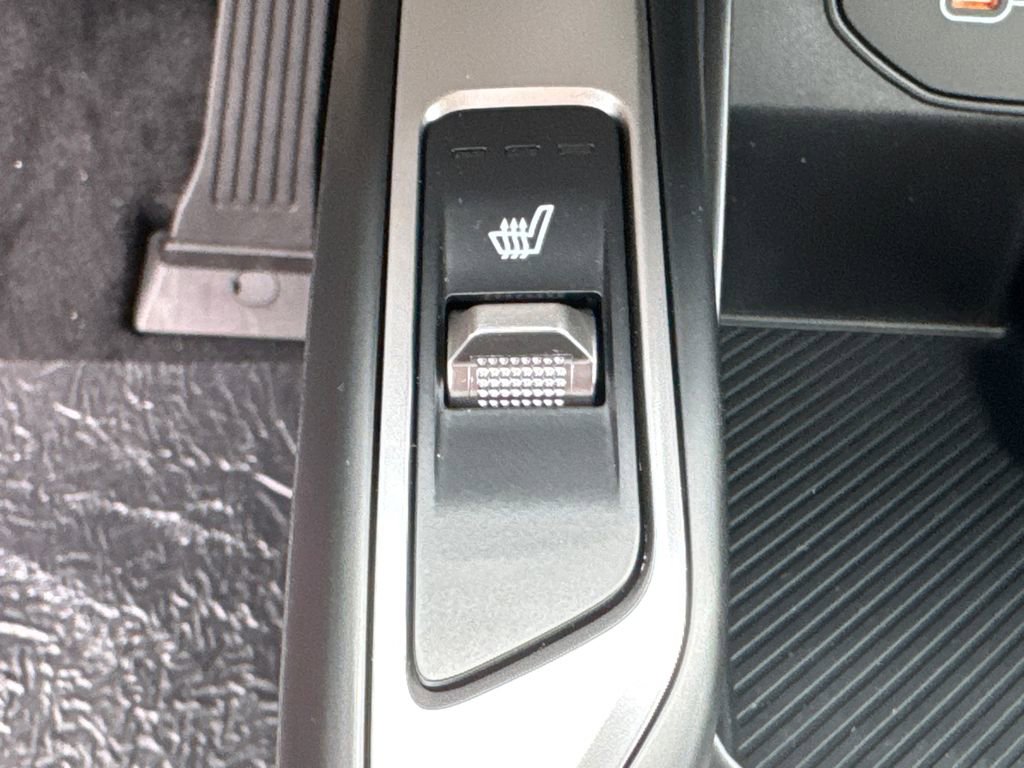 New 2025 Kia Sorento EX image 31