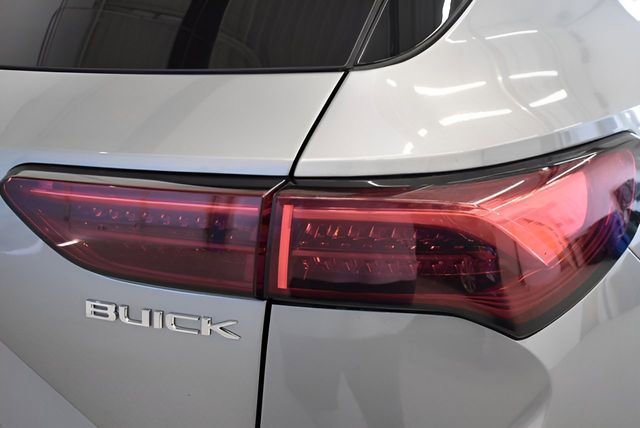 Used 2024 Buick Envision Sport Touring image 7