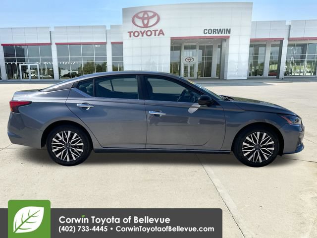 Used 2025 Nissan Altima 2.5 SV FWD image 6
