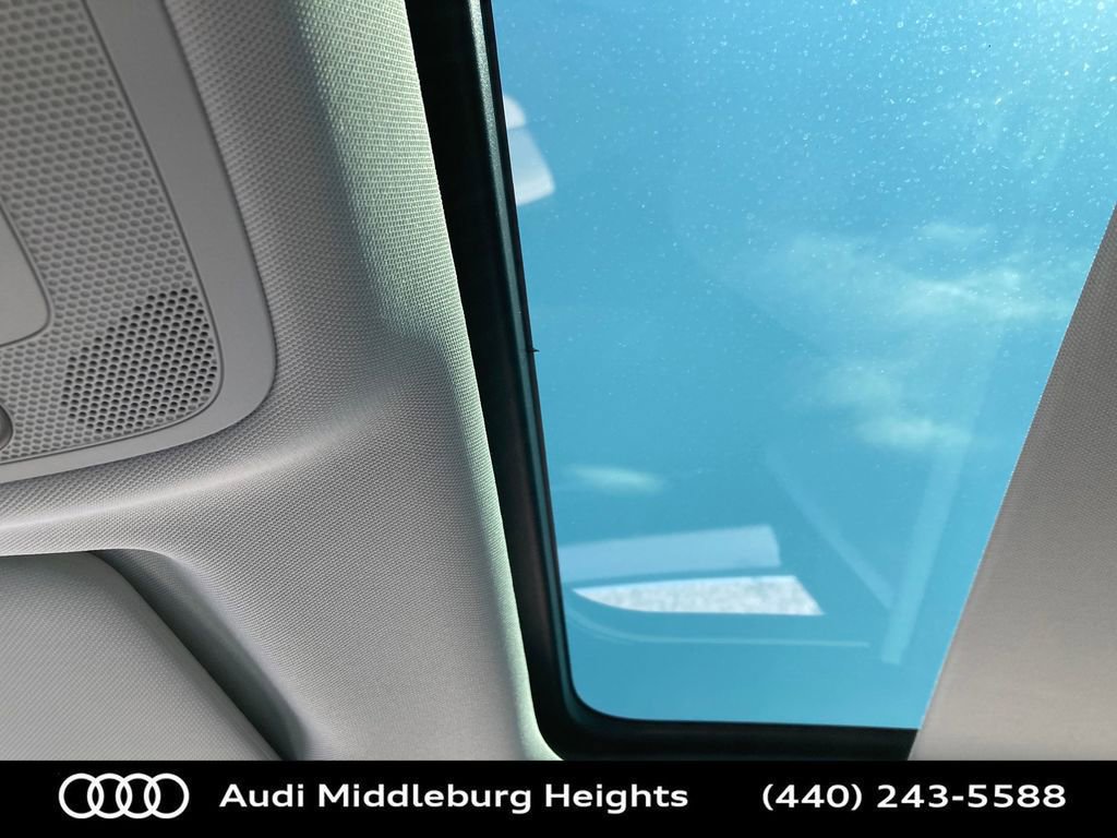 Certified 2025 Audi Q3 2.0T Premium w/ Convenience Package image 45