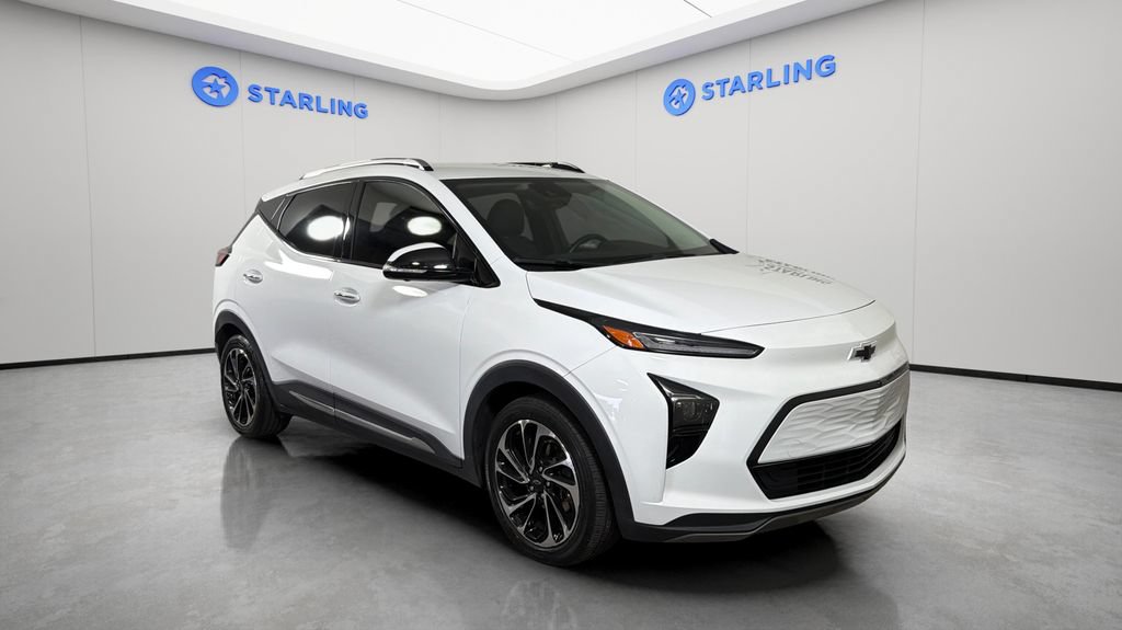 Used 2023 Chevrolet Bolt EUV Premier FWD image 14