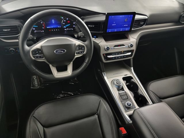 Certified 2023 Ford Explorer XLT w/ Equipment Group 202A AWD/4WD image 33
