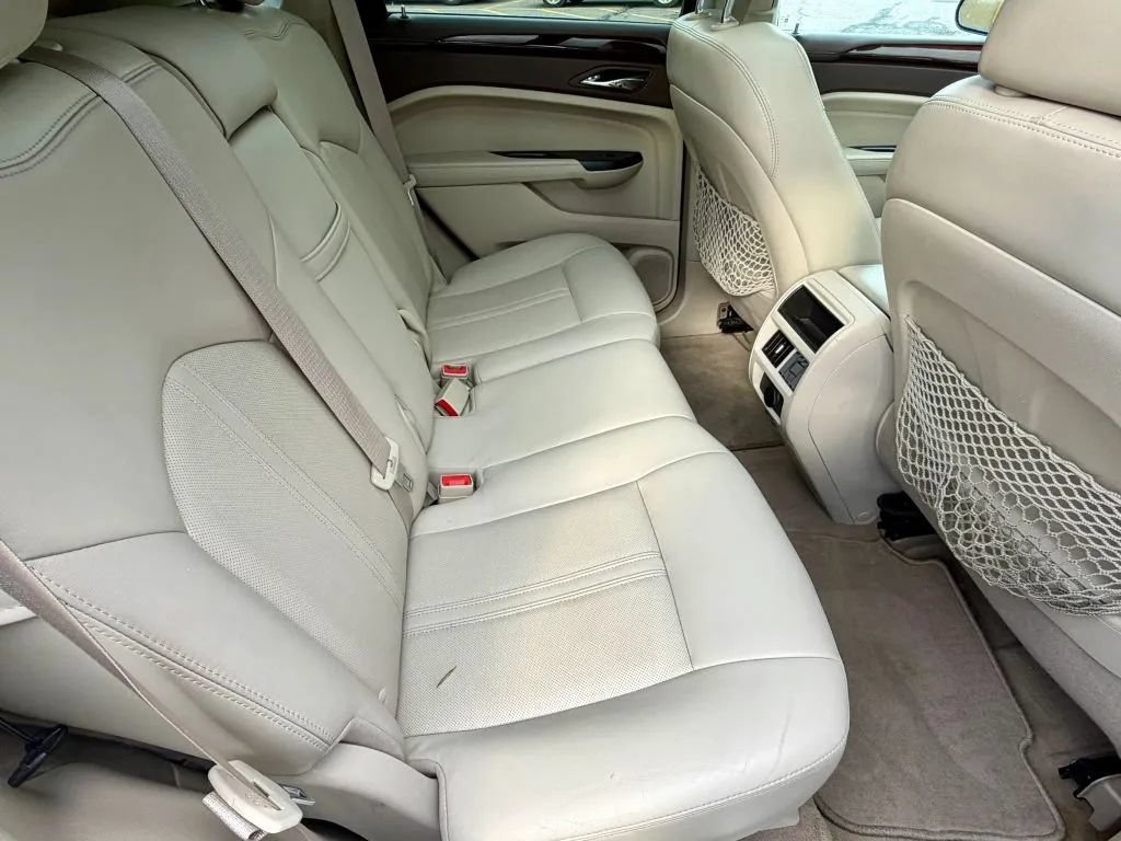 Used 2013 Cadillac SRX Luxury w/ Driver Awareness Package AWD/4WD image 16