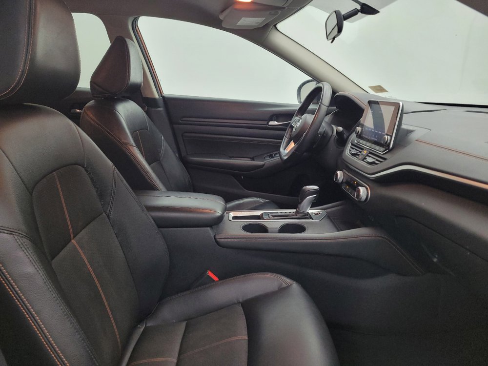 Used 2019 Nissan Altima 2.5 SR FWD image 21