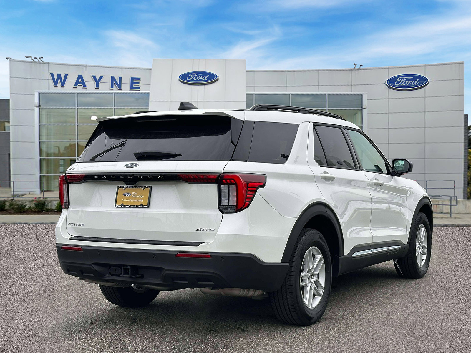 Certified 2025 Ford Explorer Active image 5