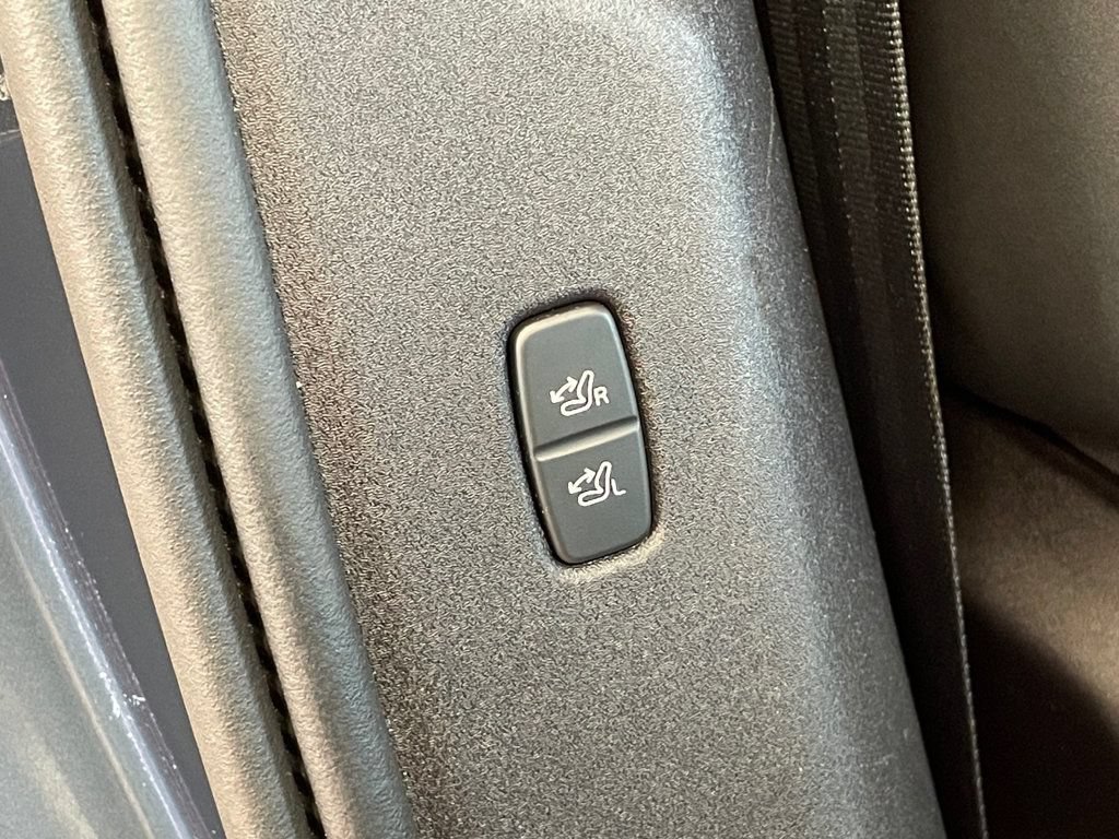 Used 2025 Volvo EX90 Ultra AWD/4WD image 24