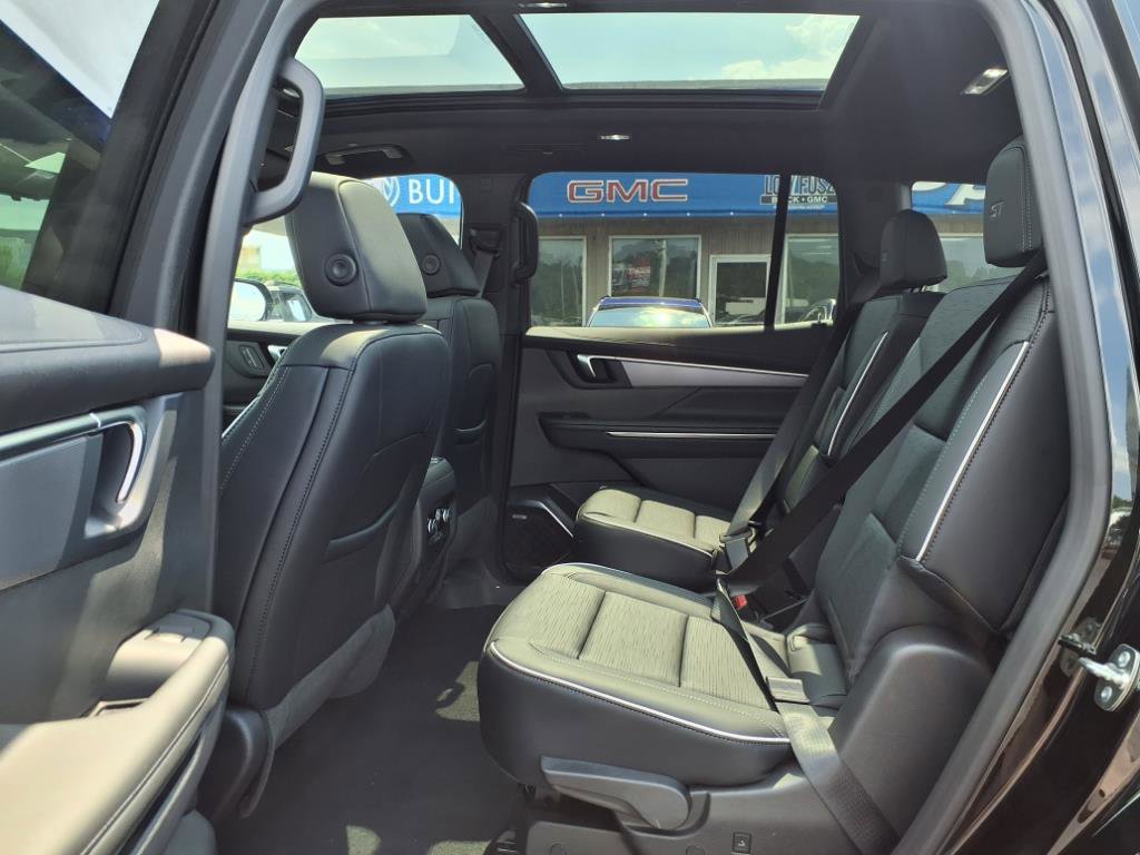 New 2026 Buick Enclave Sport Touring w/ Power Package image 18