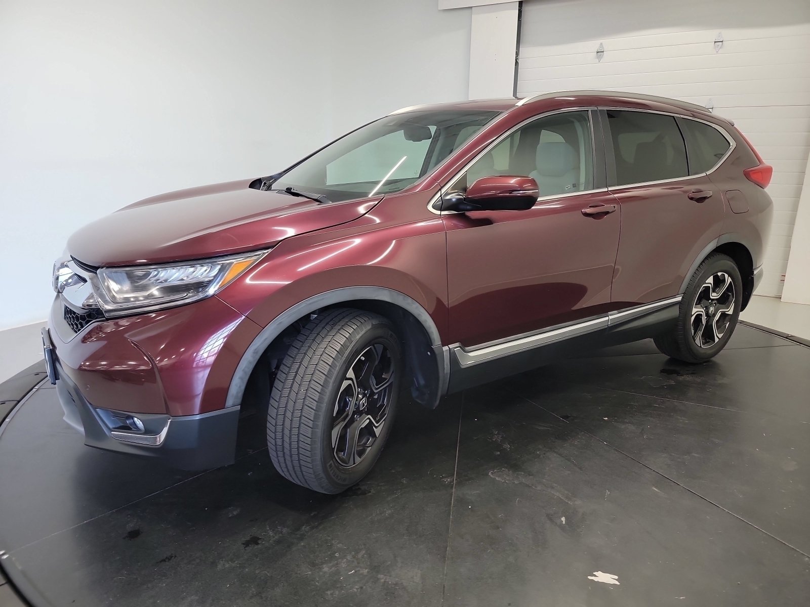 Used 2017 Honda CR-V Touring video 3
