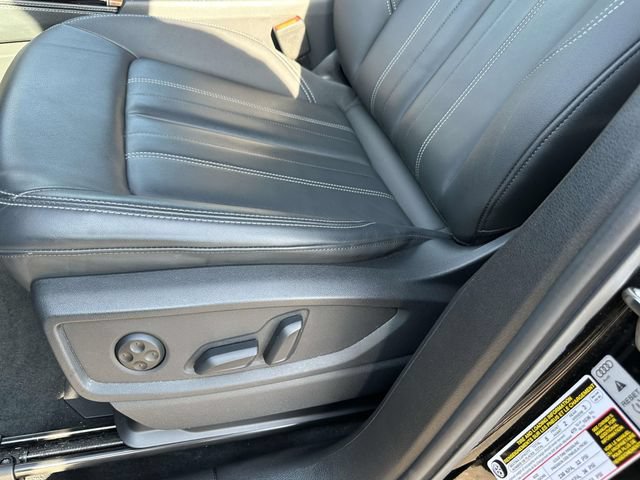 Used 2023 Audi Q5 2.0T Premium Plus w/ Premium Plus Package AWD/4WD image 22