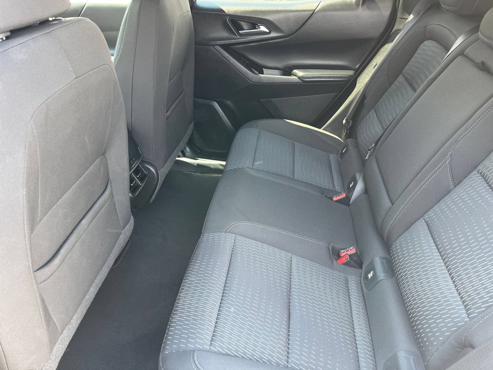 Used 2025 Chevrolet Equinox LT FWD image 29