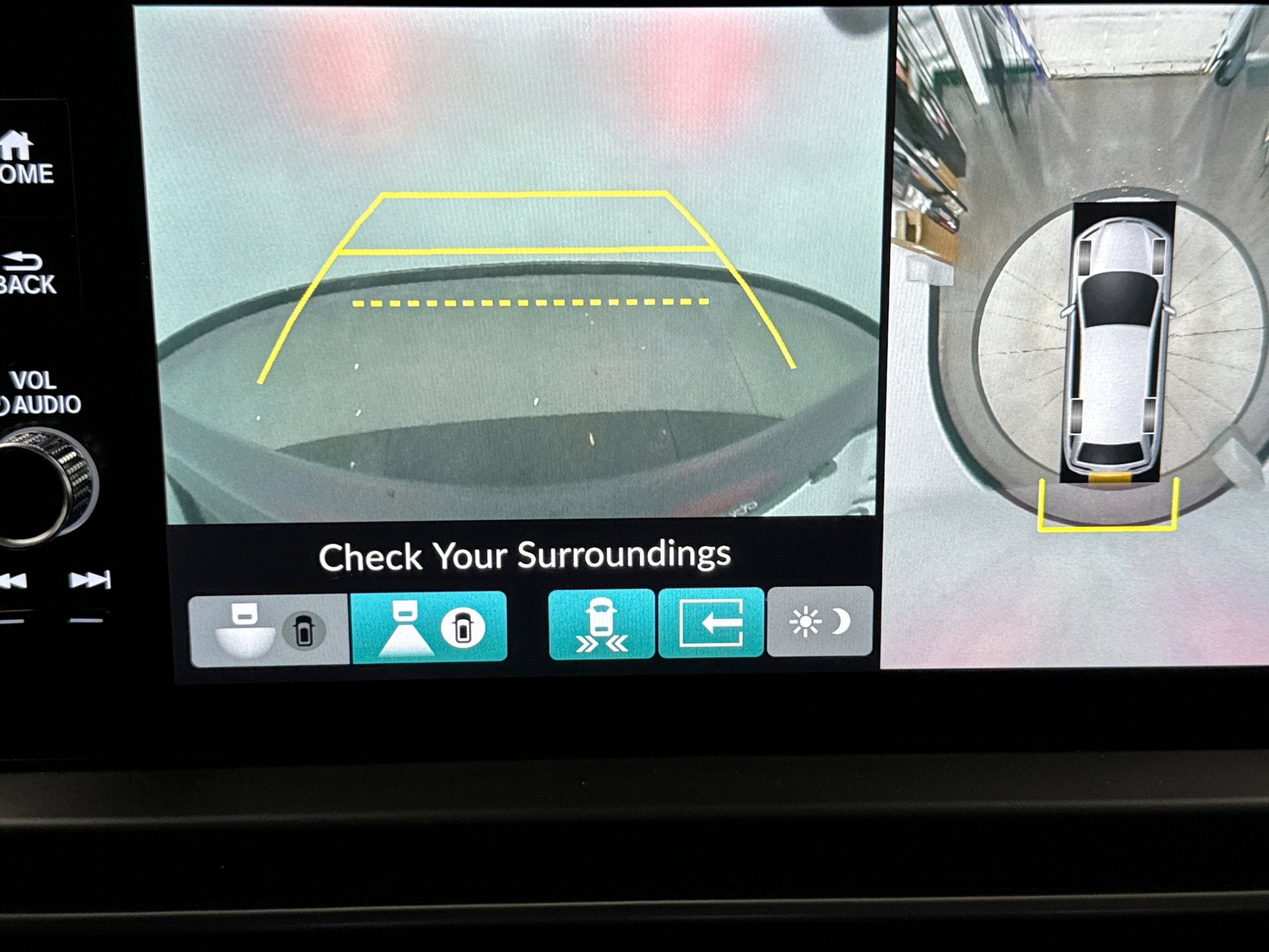 Used 2025 Honda Pilot Black Edition image 10