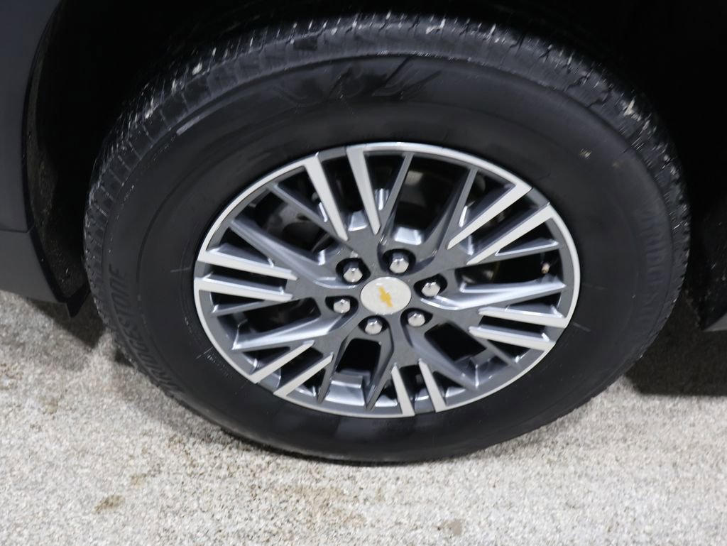Used 2024 Chevrolet Traverse LT image 10