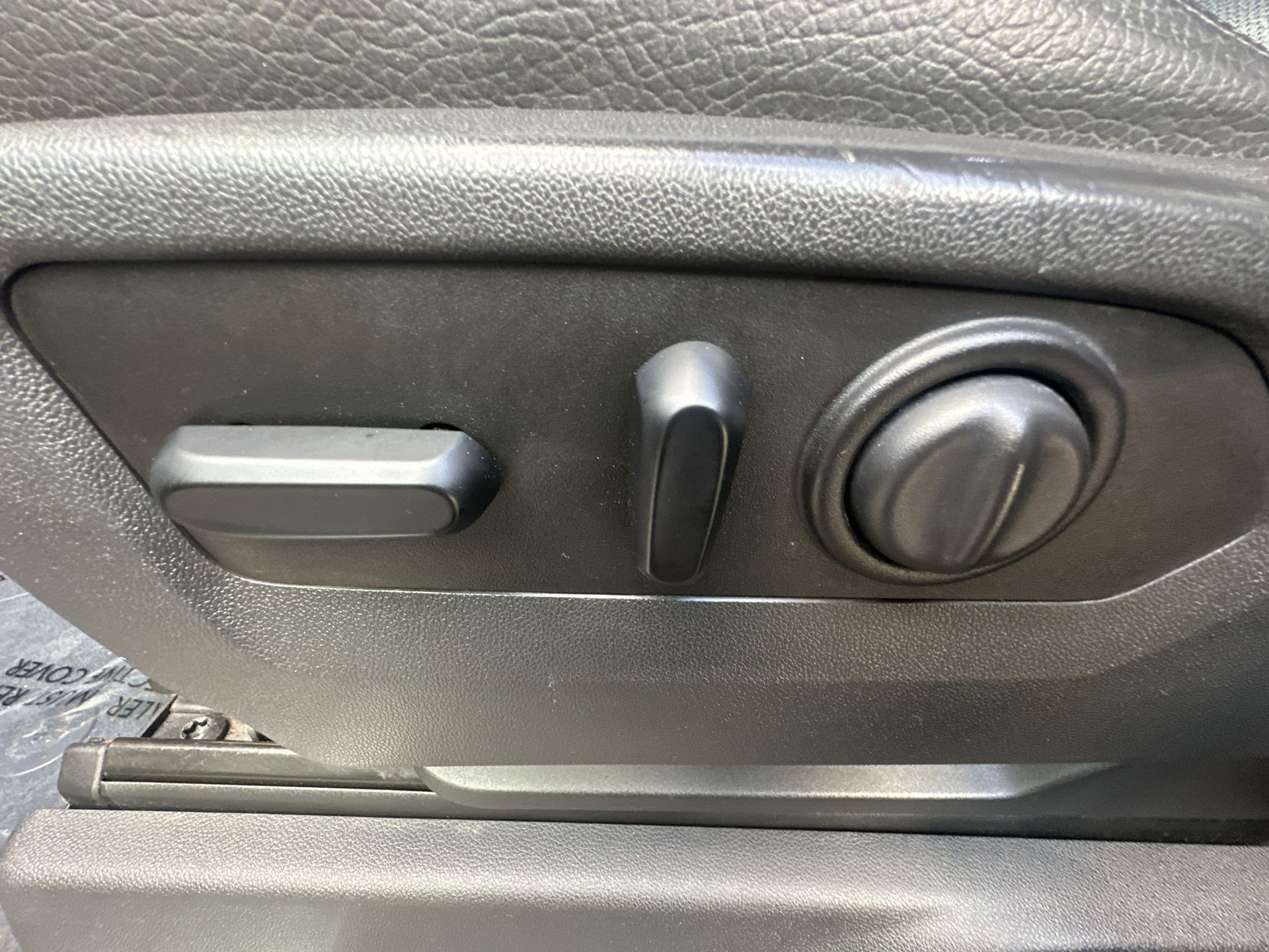 Used 2020 GMC Sierra 2500 Denali w/ Denali Ultimate Package image 14