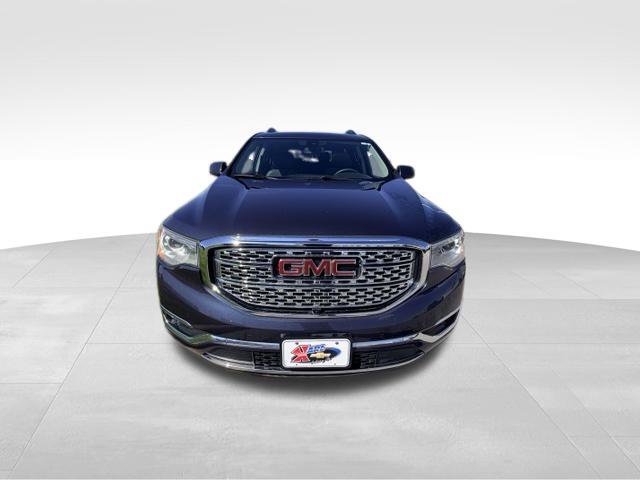 Certified 2018 GMC Acadia Denali w/ Technology Package AWD/4WD image 3
