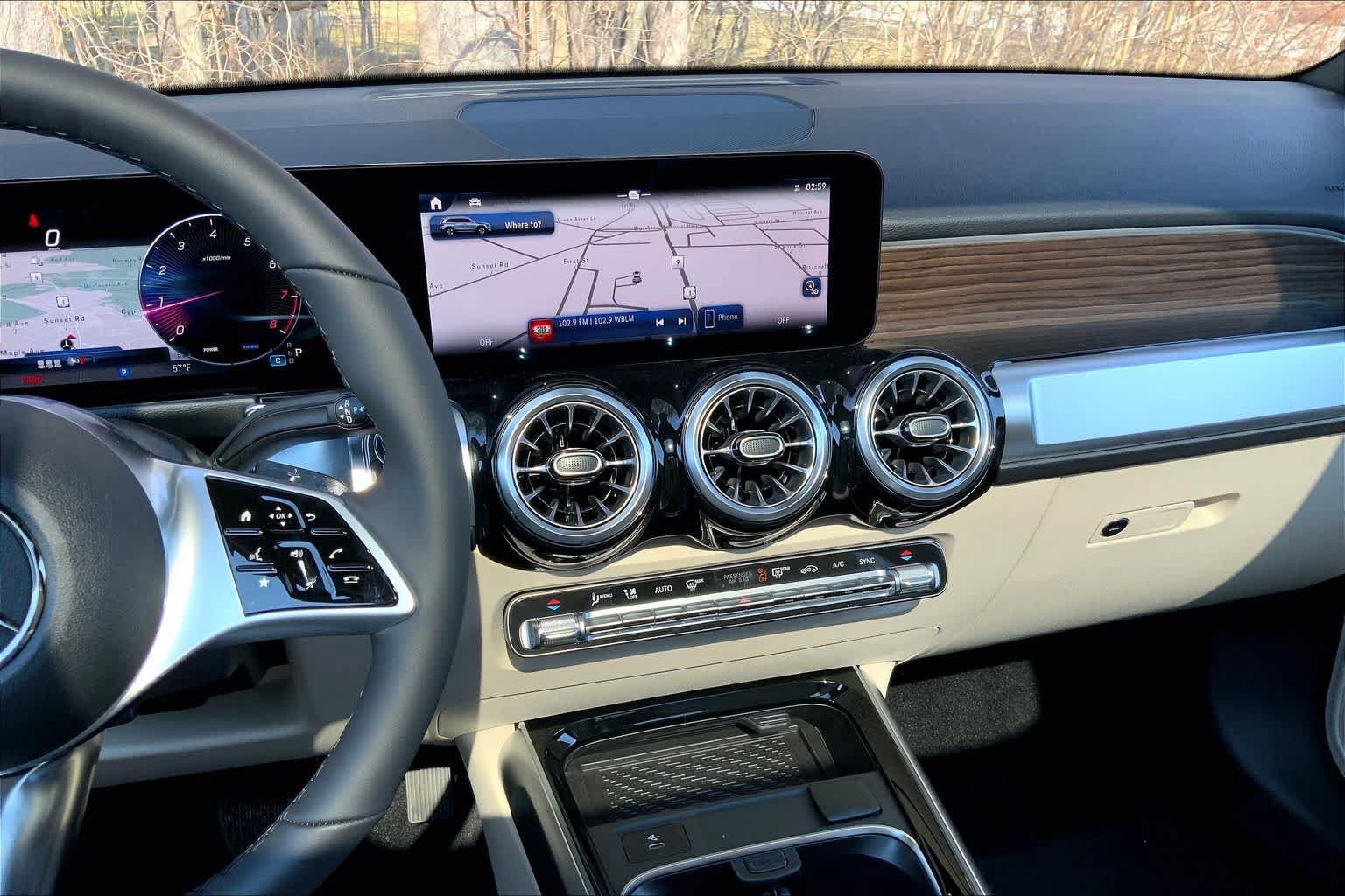 New 2026 Mercedes-Benz GLB 250 4MATIC image 6