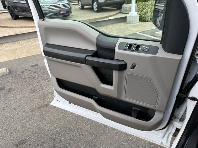 Used 2019 Ford F250 XL w/ Power Equipment Group AWD/4WD image 18