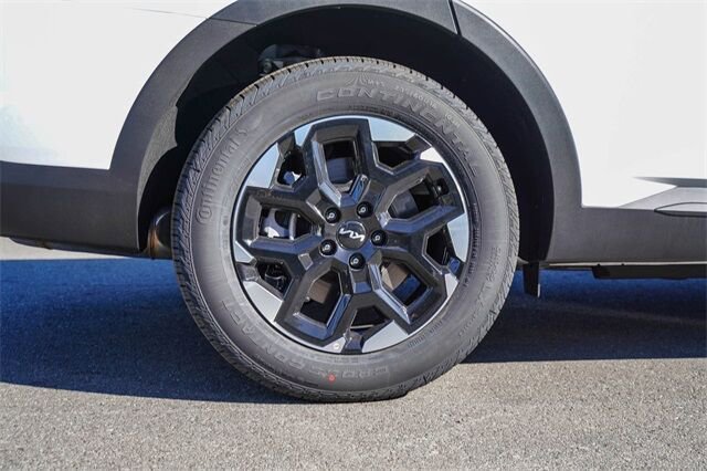 New 2026 Kia Sorento LX image 8