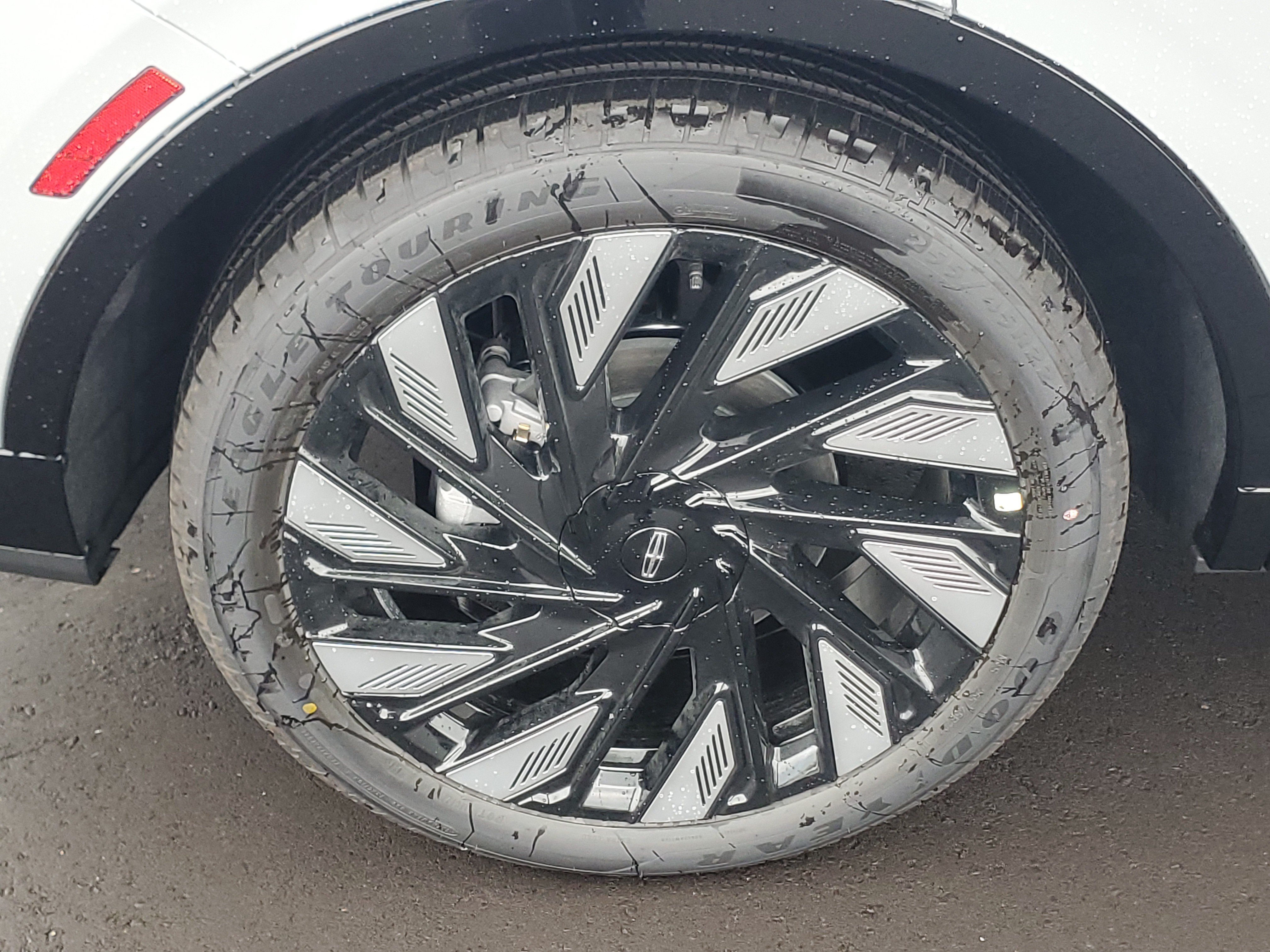 New 2026 Lincoln Nautilus Reserve AWD/4WD image 5