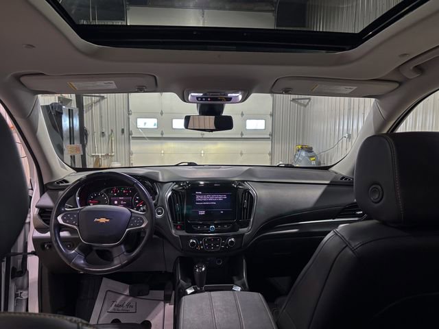 Used 2020 Chevrolet Traverse LT w/ LPO, Midnight Edition image 20