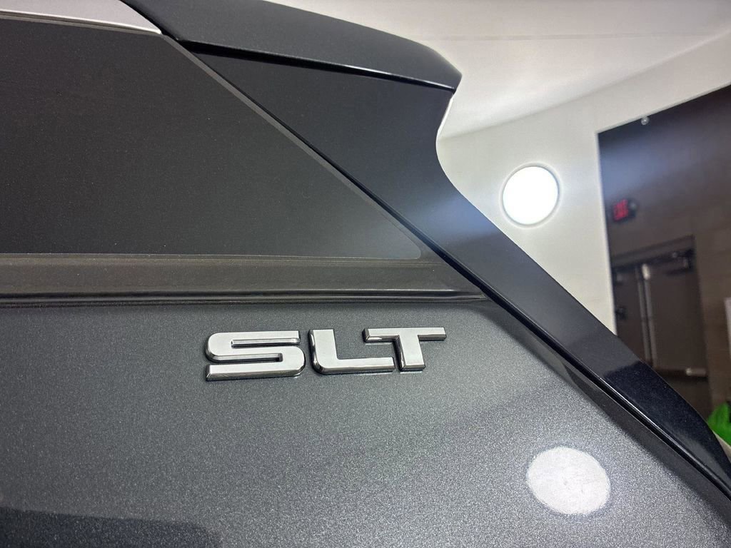 Used 2019 GMC Terrain SLT FWD image 10