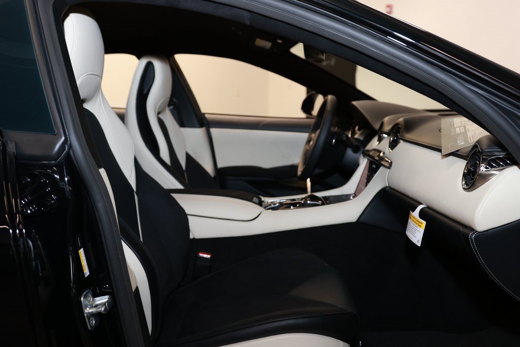 New 2025 Karma Revero Luxury image 16