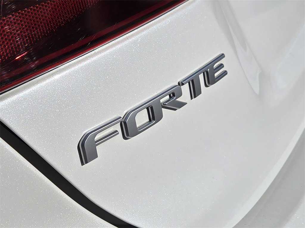 Certified 2024 Kia Forte LXS w/ LXS Technology Package image 16