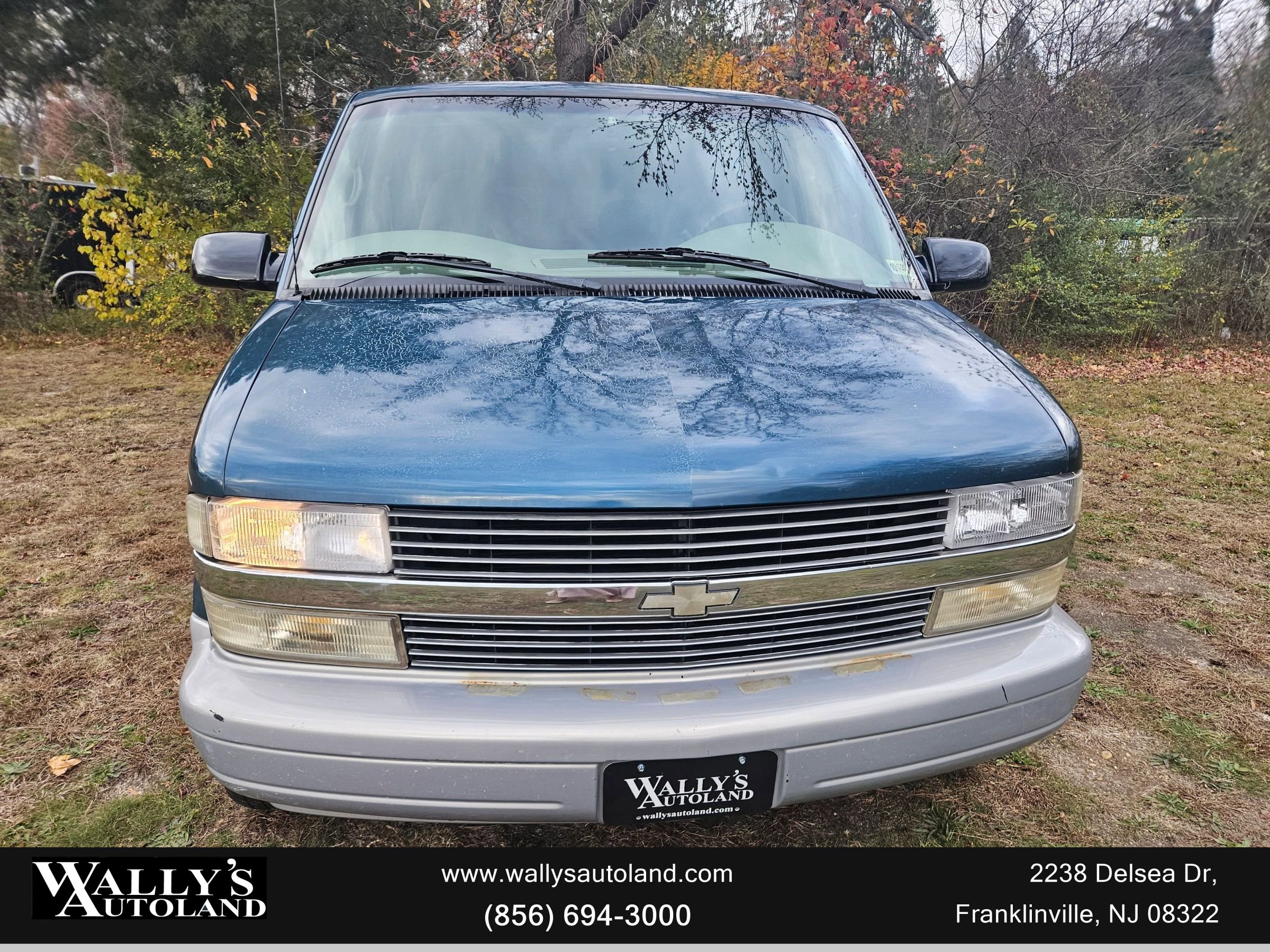 Used 1999 Chevrolet Astro AWD Passenger image 3
