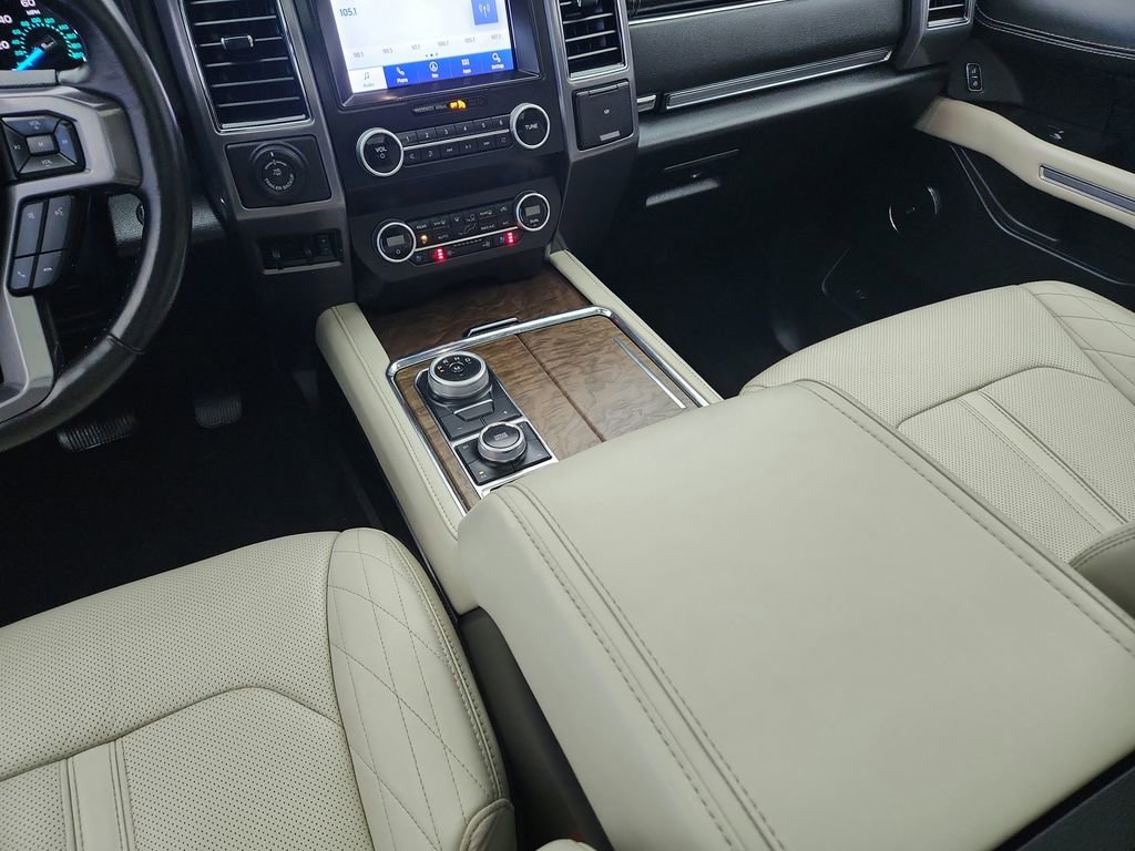 Used 2021 Ford Expedition Platinum image 16
