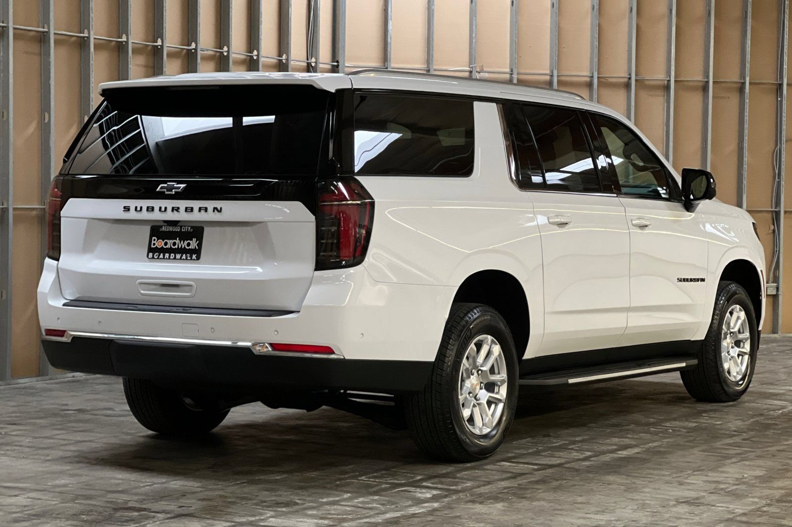 New 2026 Chevrolet Suburban LS AWD/4WD image 4