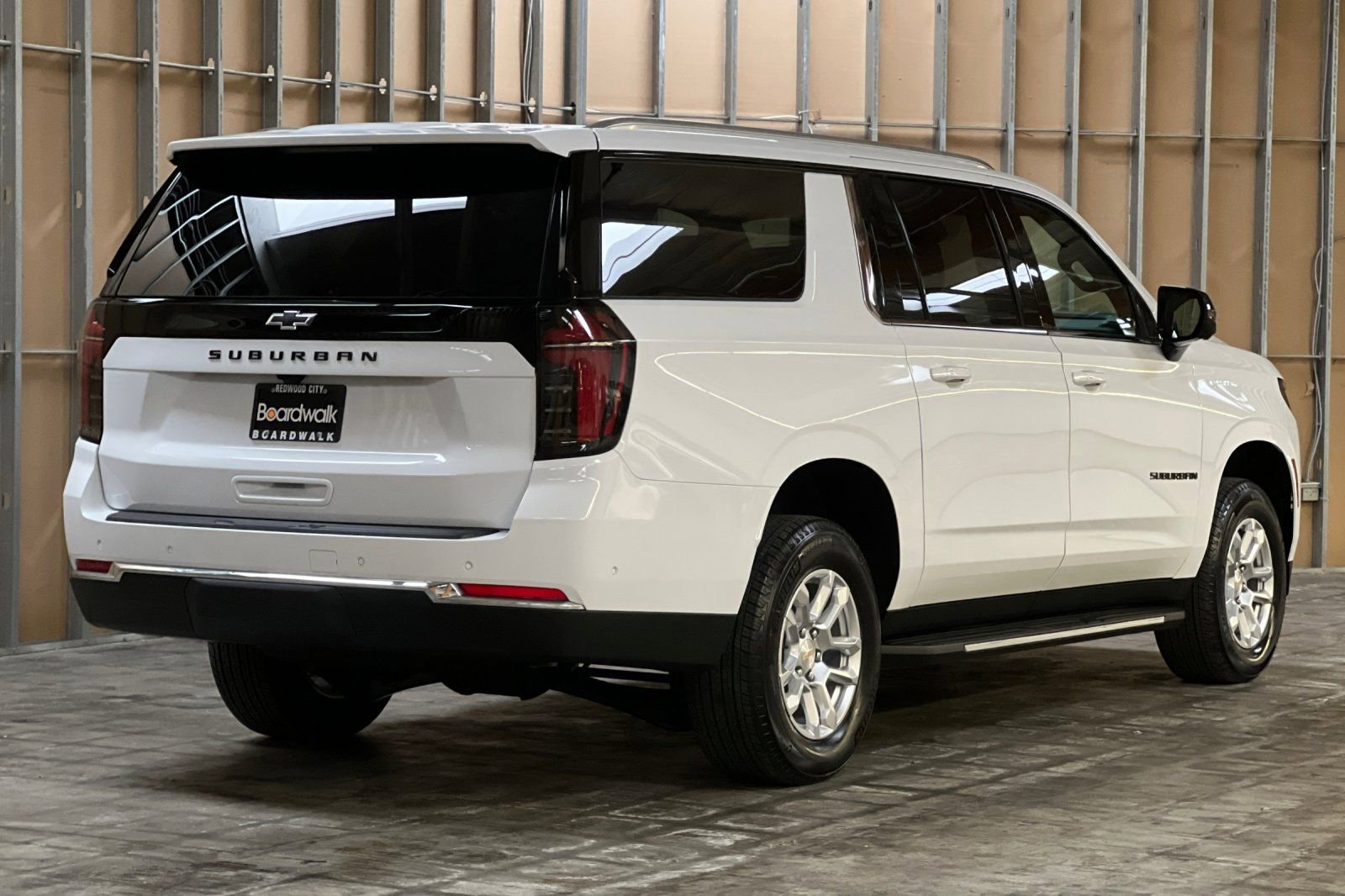 New 2026 Chevrolet Suburban LS w/ LPO, Dark Essentials Package AWD/4WD image 4