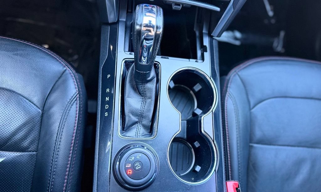 Used 2019 Ford Explorer Sport w/ Equipment Group 401A AWD/4WD image 18